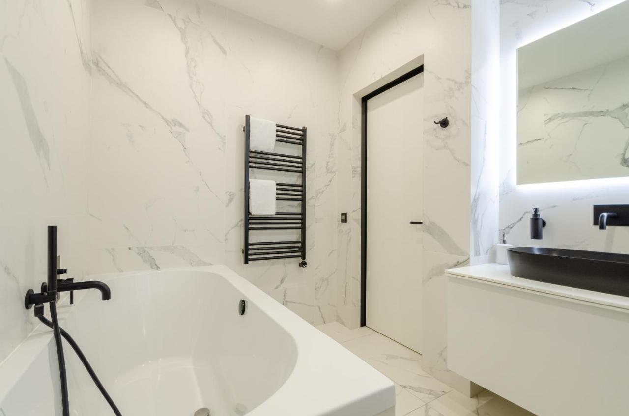 Petrovdom 23-173 In Stylish Apartments At Rc Kiew Exterior foto